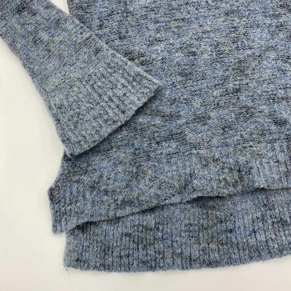 Free People Blue Bell Sleeve Lightweight V-Neck Sweater - Picture 3 of 10